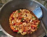 Foto langkah ke 4 dari resep Udang Kentang Wortel (re-cook).