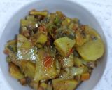 A picture of step 5 of Potato with spring onion.