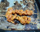 A picture of step 2 of Tandoori Prawns.