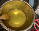A picture of step 2 of Pineapple Jello 🤩.