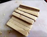 A picture of step 1 of White Chocolate Kit-Kat.