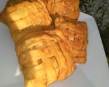 A picture of step 8 of Mat samosa.