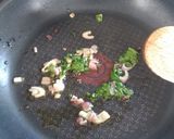 Foto del paso 1 de la receta: Ensalada con wontons