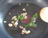 Foto del paso 1 de la receta: Ensalada con wontons