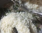 A picture of step 4 of Broken rice Upma.