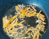 Foto langkah ke 3 dari resep Mie Goreng Sosis (1242).