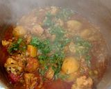A picture of step 2 of Mix veg with white rice.