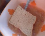 A picture of step 2 of Fried bread with egg.
