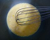 Foto langkah ke 4 dari resep Bolu Karamel / Sarang Semut 5 Telur No Mixer.