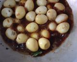 Foto langkah ke 4 dari resep Telur puyuh kecap coklat manis.