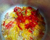 A picture of step 1 of Elbow pasta with minced meat stew.