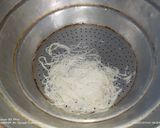 गुड़ मिश्री सेवई (gur mishri sevai recipe in Hindi) रेसिपी चरण 1 फोटो