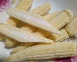 Hình bước làm 1 của món Bắp non xào sả ớt