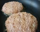 A picture of step 3 of Tofu Hamburg steak.