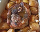 Une image de l'étape 2 de Rouelle de porc aux pommes.