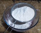 Foto del paso 2 de la receta: Queque de yogurt y mora