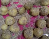 Foto langkah ke 4 dari resep Cookies Wijen goreng.