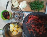 Foto langkah ke 1 dari resep Udang Saus Padang.