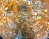 Foto del paso 3 de la receta: 331. Mollejas e higaditos de pollo en salsa con crujiente de calabacín (principal carne)