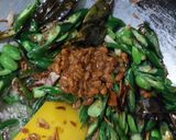 Foto langkah ke 2 dari resep Tauco Tahu Cabe Hijau.