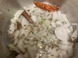 Cinnamon Gram flour Rice (daalacheenee Besan Bhat)