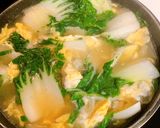 รูปขั้นตอนการทำที่ 3 ของ ไข่น้ำหรือซุปไข่ข้น Egg soup🍳🍲style by barbie👩🏼🍳