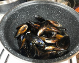 Foto del paso 2 de la receta: Mejillones al vapor