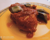 Foto del paso 6 de la receta: Muslos y contramuslos en salsa de tomate y un plus