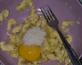 Foto langkah ke 3 dari resep Omelette Dadar Pisang Cekodok Bubuk Keju.