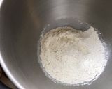Une image de l'étape 2 de Pâte brisée épeautre,lait et vanille.