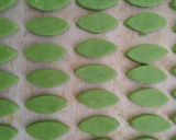 Foto langkah ke 6 dari resep Putri Salju Pandan Keju (Eggless).