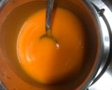A picture of step 3 of Carrot soup with gooseberry.