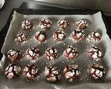 Une image de l'étape 8 de Crinkles au chocolat.