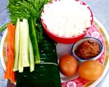 รูปขั้นตอนการทำที่ 1 ของ ซูชิข้าวผัดน้ำพริกไข่ชะอม