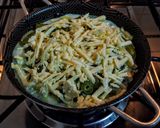 Foto del paso 6 de la receta: PASTA FROLA De Jamón Dulce y Habichuelas al Ajillo...!