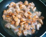 รูปขั้นตอนการทำที่ 1 ของ ลาบหมูทอด