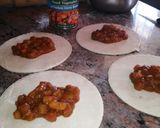 A picture of step 4 of Koo Mixed Veg Curried Pies.