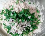 ज्वारीच्या पिठाचे थालिपीठ (मराठवाडा स्पेशल) (jowarichya pithache thalipith recipe in marathi) रेसिपी स्टेप 2 फोटो