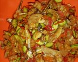 Foto langkah ke 5 dari resep Sambal Teri Bumbu Tomat khas NTB by Ani Rahma.
