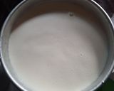 Foto langkah ke 3 dari resep Puding Karamel Roti Kukus.