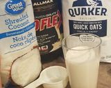 A picture of step 2 of Vanilla protein Oatmeal coconut smoothie.
