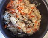 A picture of step 5 of Tuna steamed rice.