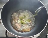 A picture of step 3 of Lakhnavi kofta curry.