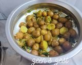 A picture of step 3 of Aloo Masala with Baby Potatoes.