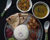 पालक दाल,भुजिया,और रोटी चावल (palak dal,bhujiya aur roti chawal recipe in Hindi) रेसिपी चरण 4 फोटो