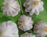 उकडीचे मोदक (ukadiche modak recipe in marathi) रेसिपी स्टेप 6 फोटो