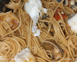 Foto del paso 6 de la receta: Noodles de arroz con rape y frutos de mar