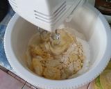 Foto langkah ke 2 dari resep Roti bantal mumer lembut.