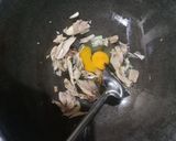 Foto langkah ke 2 dari resep Nasi Goreng Dadakan.