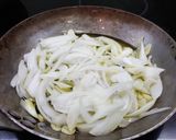 Foto del paso 1 de la receta Huevos con patatas, jamón y migas